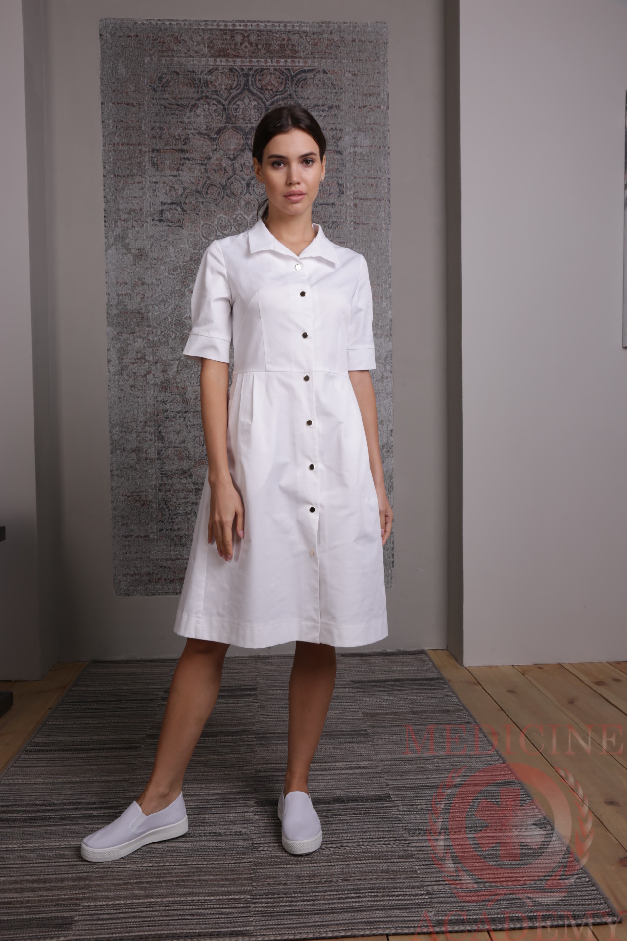 Белое платье «Диор» на кнопках пф035бк 77ma.ru