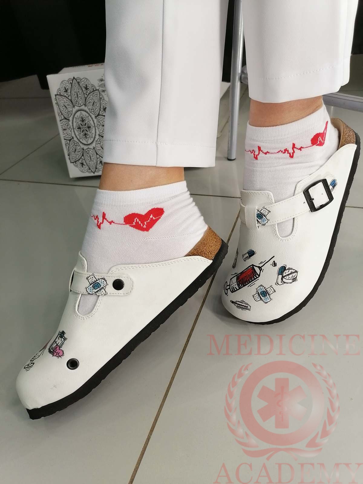 Женская медицинская обувь - сабо ShoeRokee